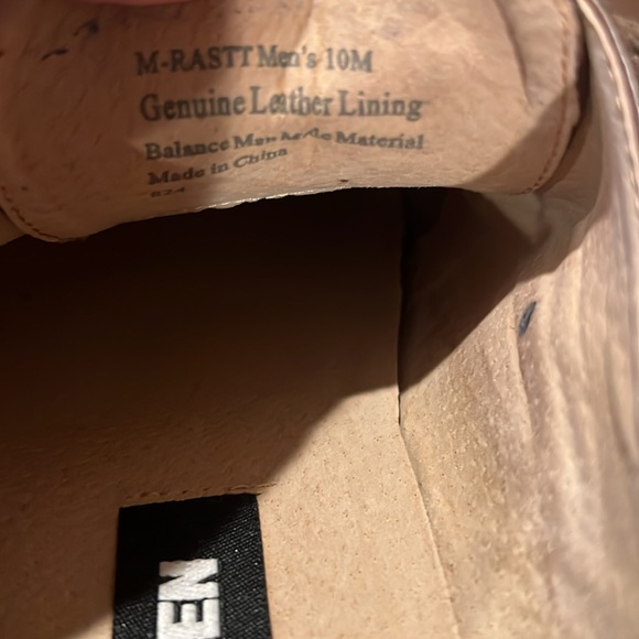 Men’s Madden dress shoes - Picture 2 of 3